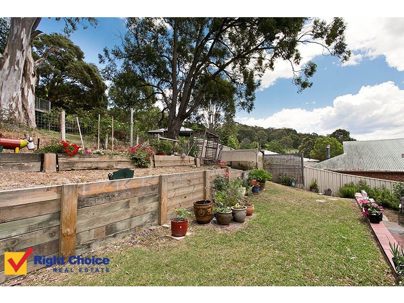 10 Burnett Place, Albion Park NSW 2527