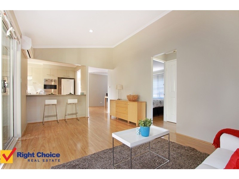 8 Swan Place, Albion Park NSW 2527