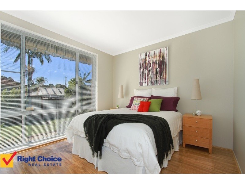 8 Swan Place, Albion Park NSW 2527