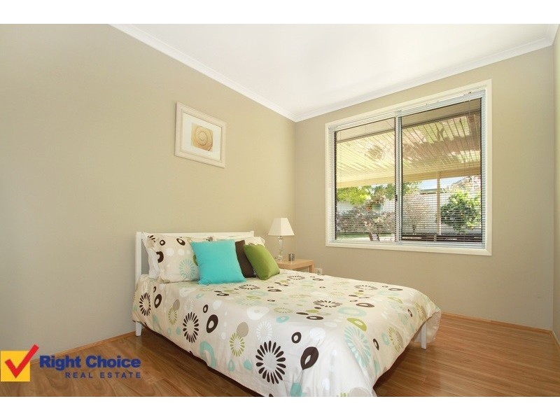 8 Swan Place, Albion Park NSW 2527