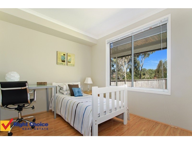 8 Swan Place, Albion Park NSW 2527