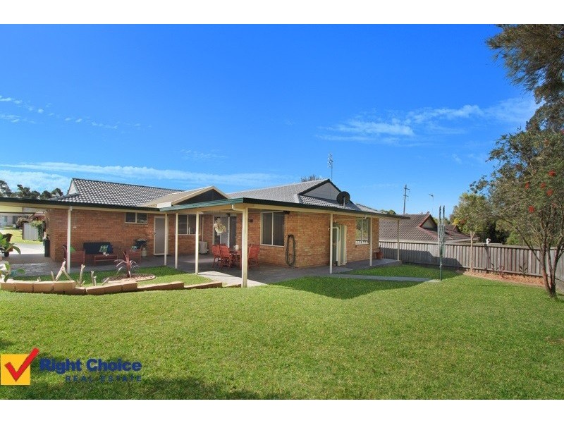 8 Swan Place, Albion Park NSW 2527