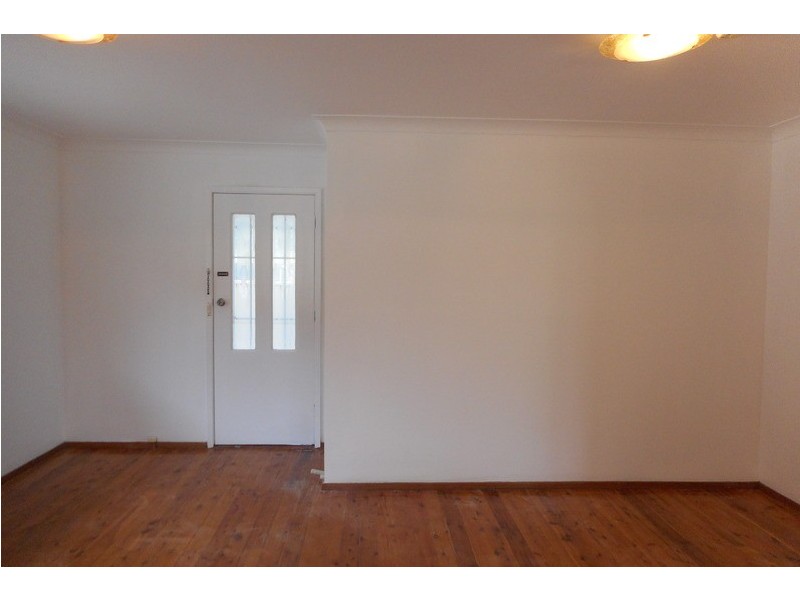 56 The Esplanade, Oak Flats NSW 2529