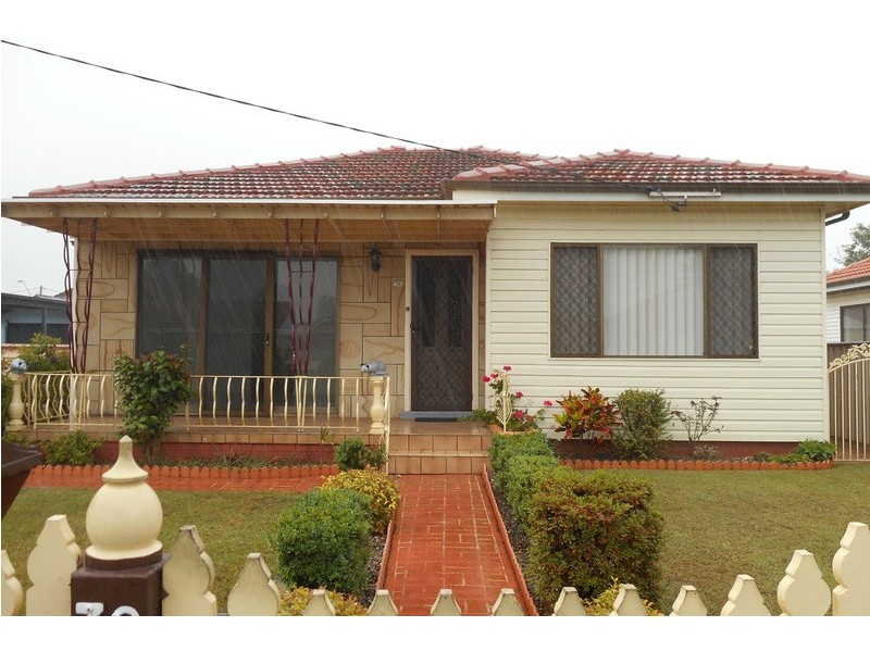 38 Kurrajong Street, Windang NSW 2528
