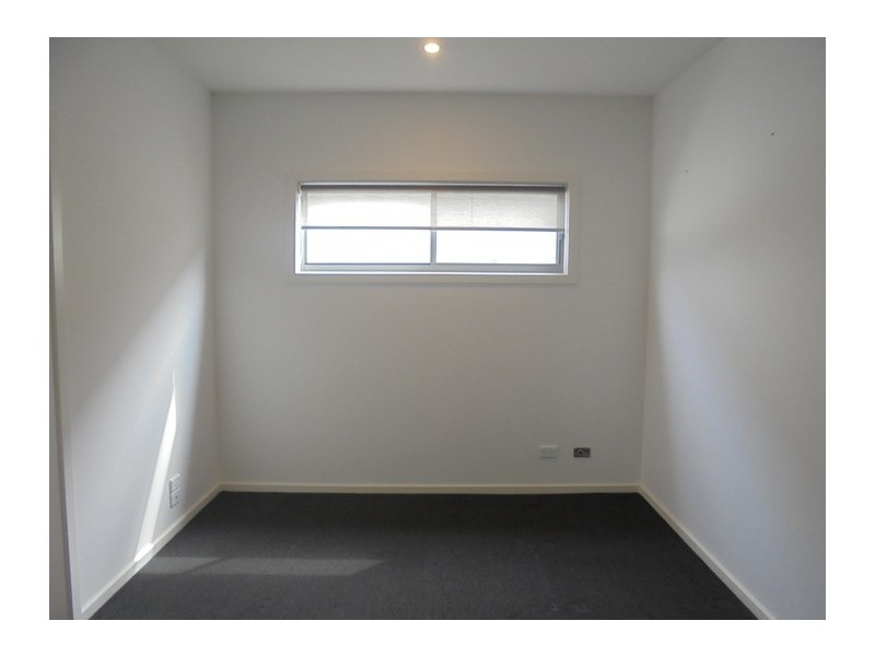 33 Shallows Drive, Shell Cove NSW 2529