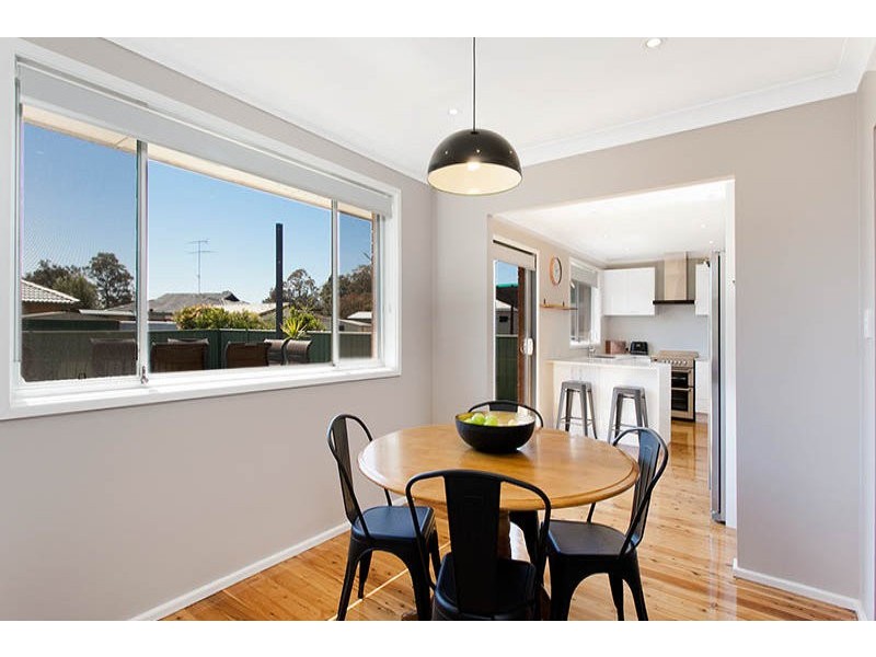 11 Brigadoon Circuit, Oak Flats NSW 2529