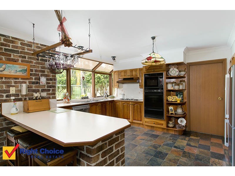 12 Allinga Drive, Oak Flats NSW 2529