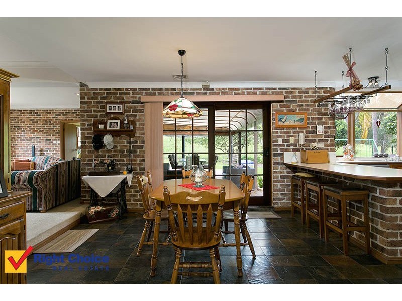 12 Allinga Drive, Oak Flats NSW 2529