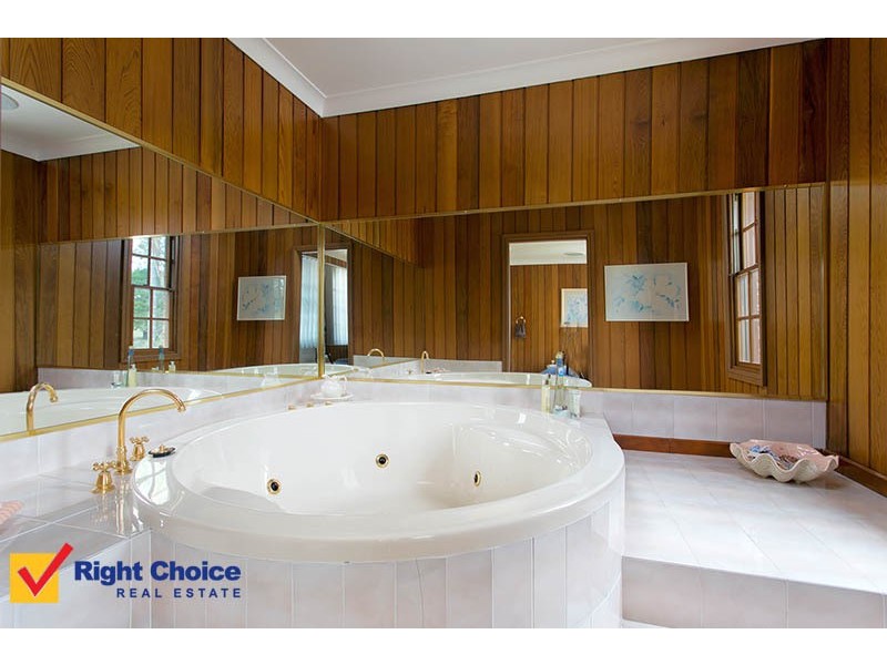 12 Allinga Drive, Oak Flats NSW 2529