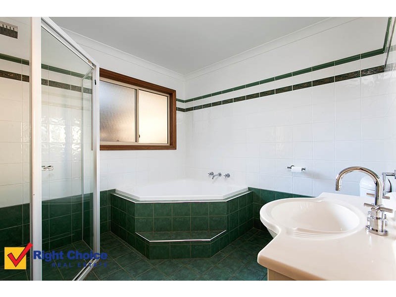 13 Barwon Place, Albion Park NSW 2527