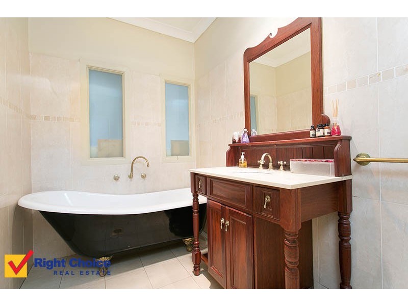 66 Little Lake Crescent, Warilla NSW 2528