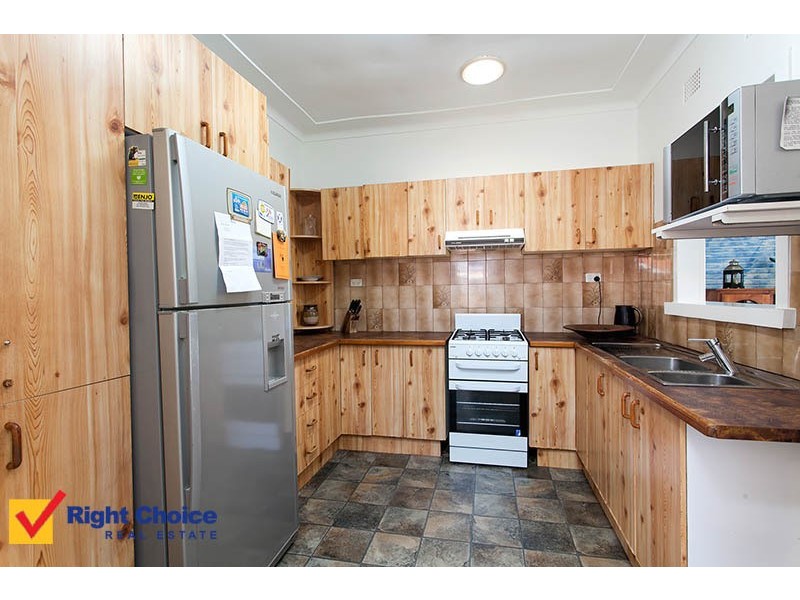 70 Parkes Street, Oak Flats NSW 2529