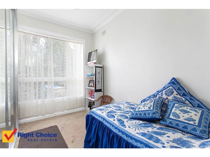 70 Parkes Street, Oak Flats NSW 2529