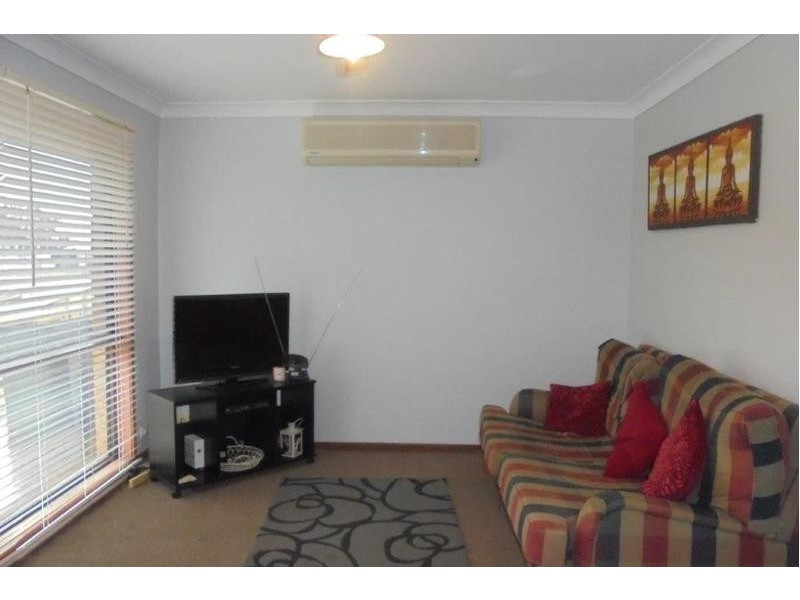 4 Boundary Road, Windang NSW 2528