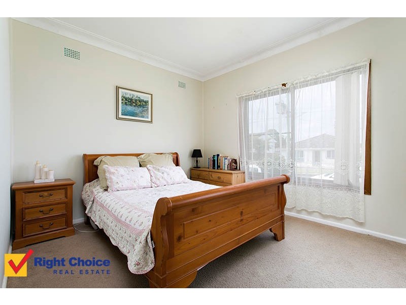 8 Lagoon Street, Barrack Heights NSW 2528