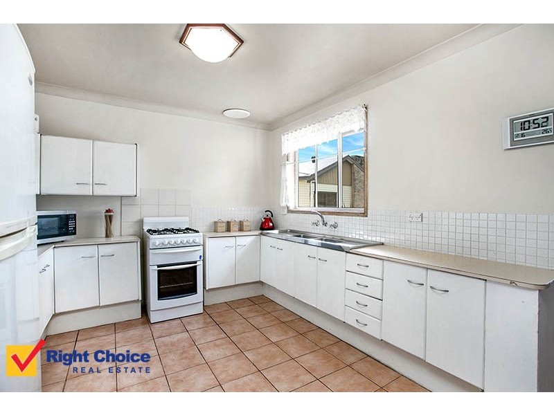 11 Karoo Street, Albion Park Rail NSW 2527