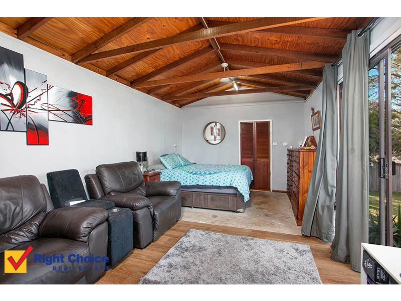 11 Glenora Place, Koonawarra NSW 2530