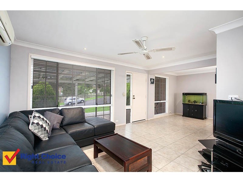 12 Murray Close, Albion Park NSW 2527