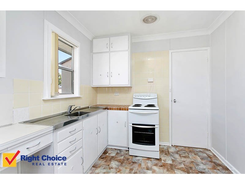 15 McCool Street, Warilla NSW 2528