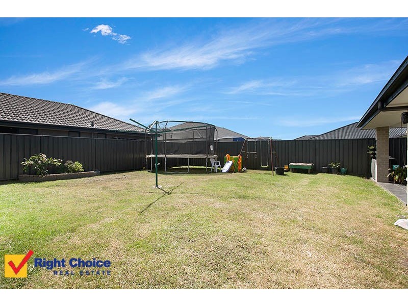 12 Sandy Bay Avenue, Haywards Bay NSW 2530