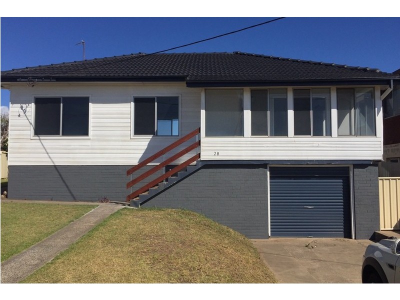 28 Tobruk Avenue, Port Kembla NSW 2505