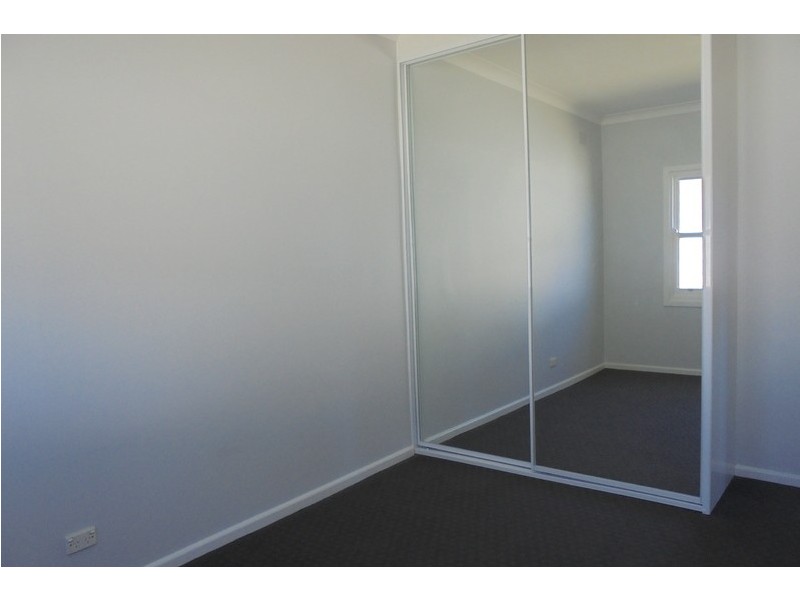 28 Tobruk Avenue, Port Kembla NSW 2505