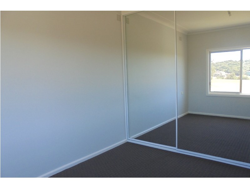 28 Tobruk Avenue, Port Kembla NSW 2505