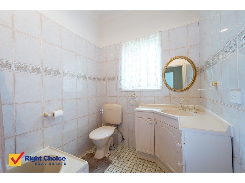 126 Lake Entrance Road, Oak Flats NSW 2529