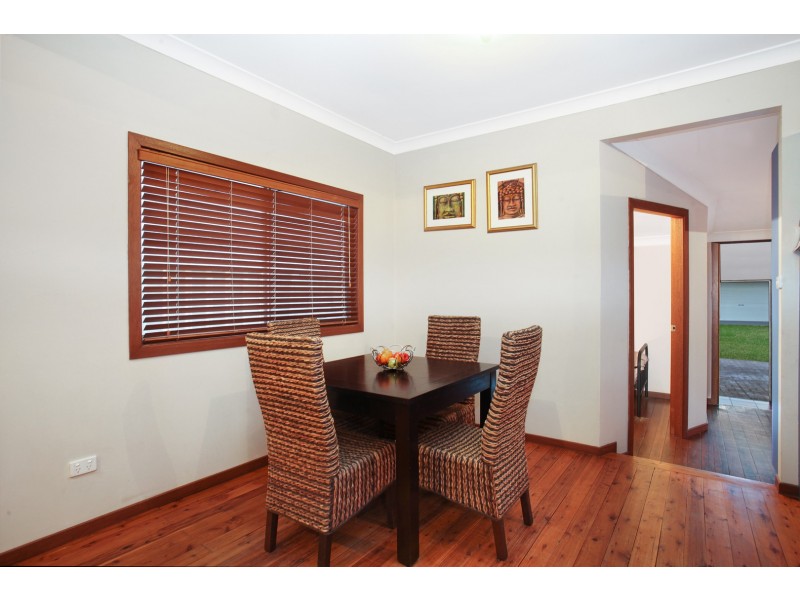 22 Park Road, Lake Illawarra NSW 2528