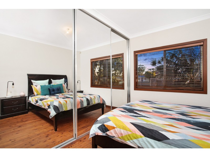 22 Park Road, Lake Illawarra NSW 2528