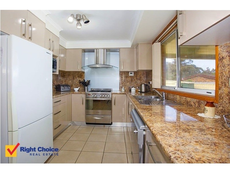 4 Wilga Close, Albion Park Rail NSW 2527