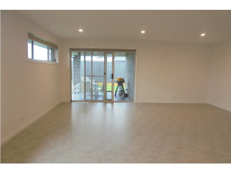 106 Haywards Bay Drive, Haywards Bay NSW 2530