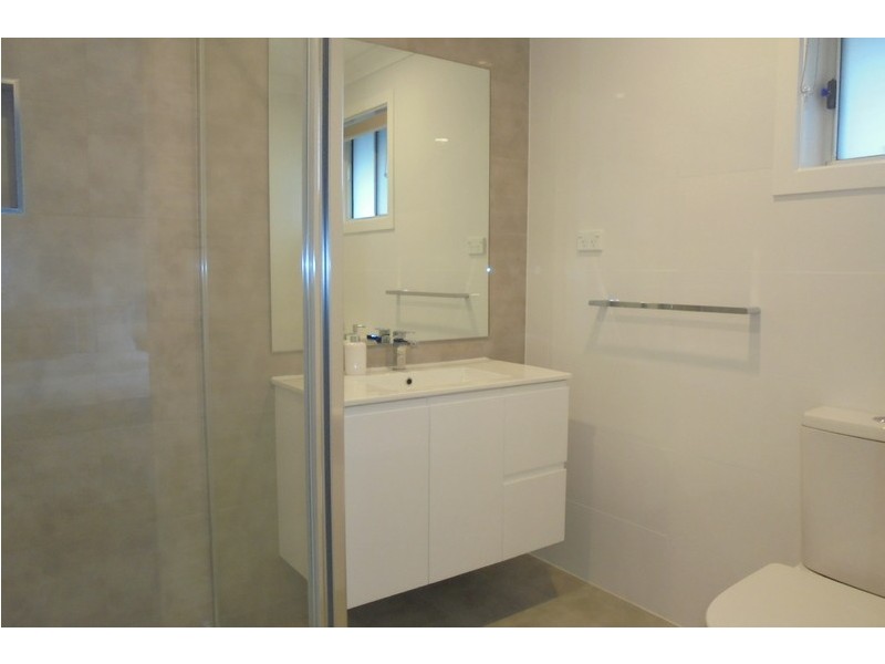 106 Haywards Bay Drive, Haywards Bay NSW 2530