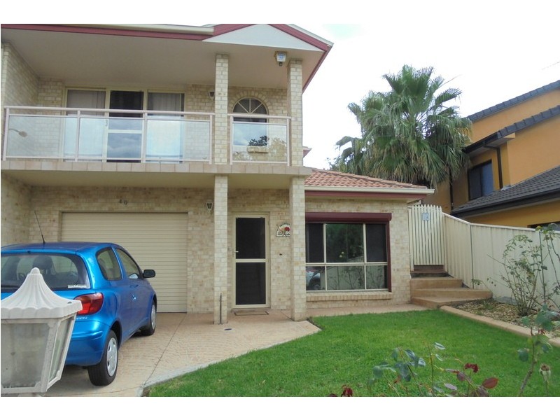 2/40 College Avenue, Blackbutt NSW 2529