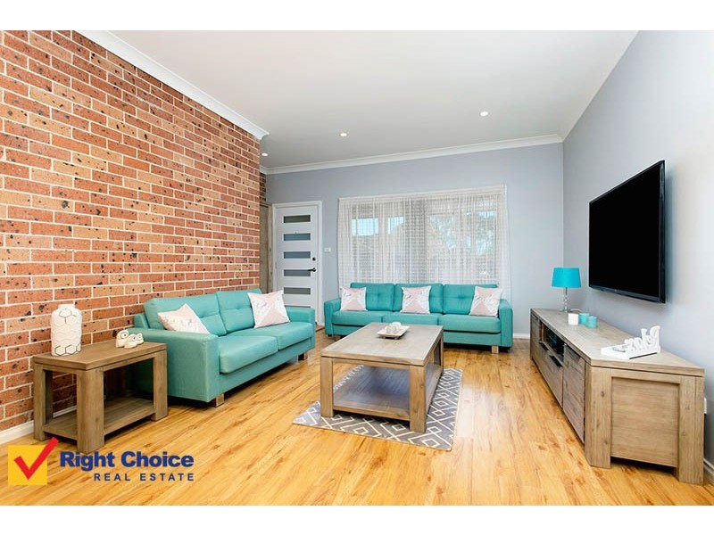 2/31 Gloucester Circuit, Albion Park NSW 2527
