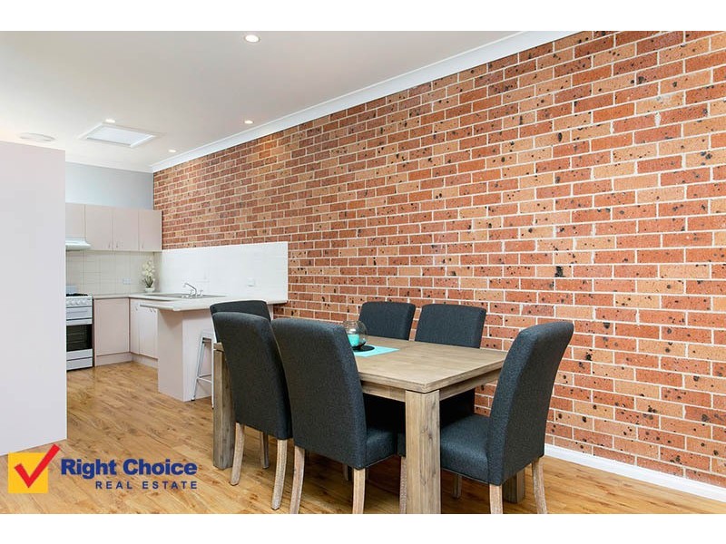 2/31 Gloucester Circuit, Albion Park NSW 2527