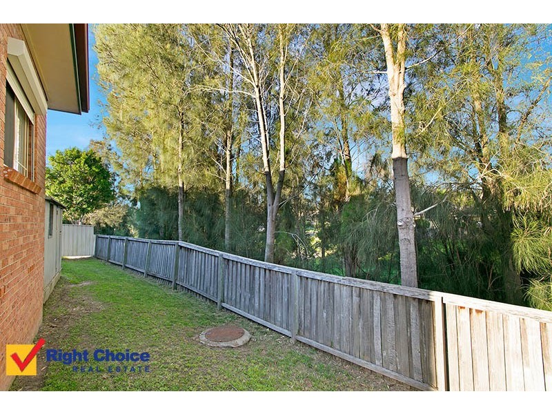 2/31 Gloucester Circuit, Albion Park NSW 2527