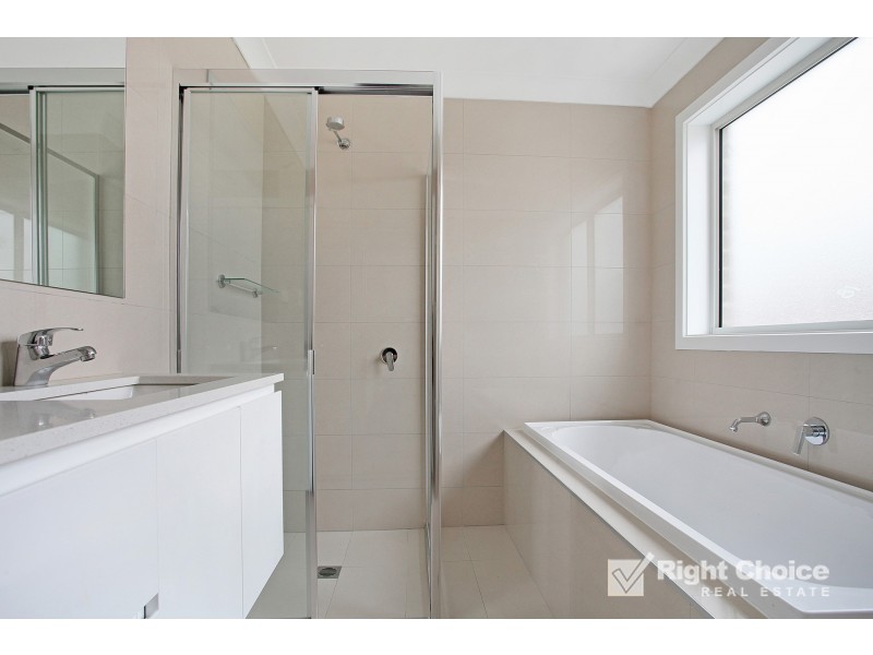 3/19-21 Pur Pur Avenue, Lake Illawarra NSW 2528