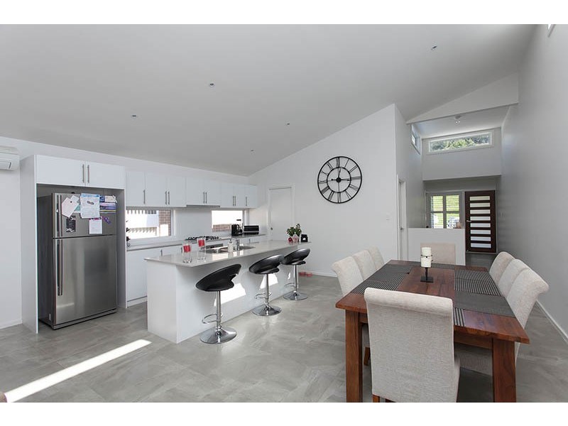 78 Esperance Drive, Albion Park NSW 2527