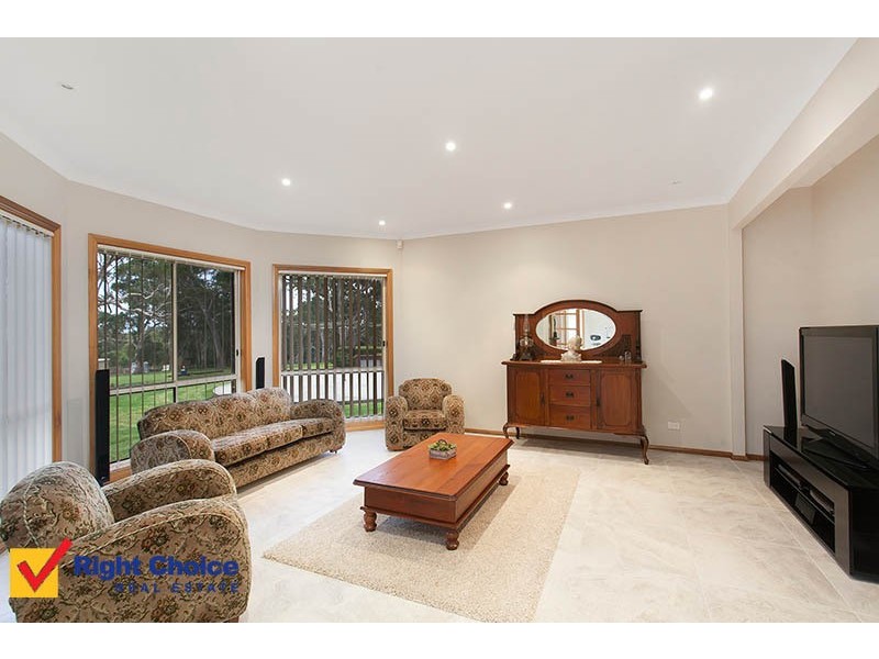 8 Yeramba Close, Yellow Rock NSW 2527