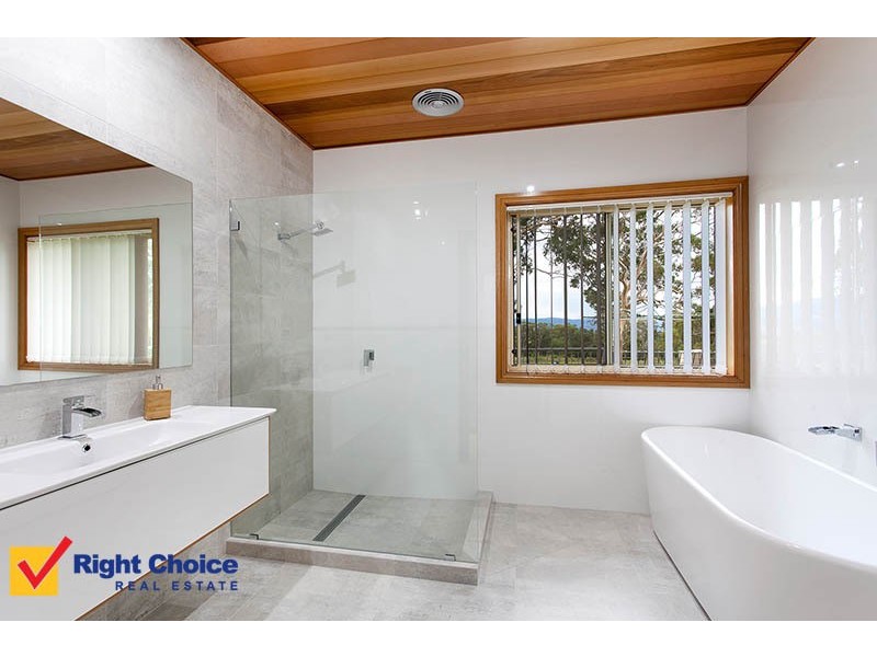 8 Yeramba Close, Yellow Rock NSW 2527