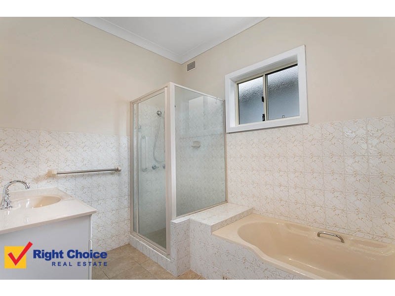 21 Fisher Street, Oak Flats NSW 2529