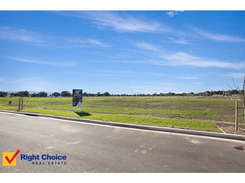 4 Pasture Way, Calderwood NSW 2527