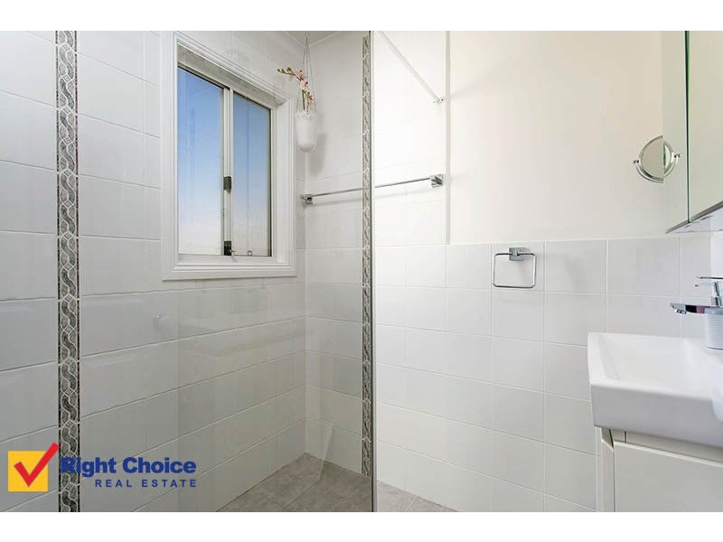 61 Angophora Crescent, Kanahooka NSW 2530