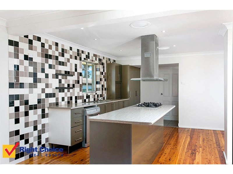 33 Acacia Avenue, Albion Park Rail NSW 2527