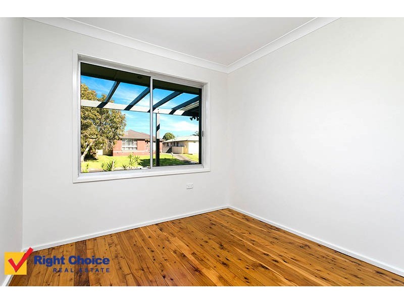 33 Acacia Avenue, Albion Park Rail NSW 2527