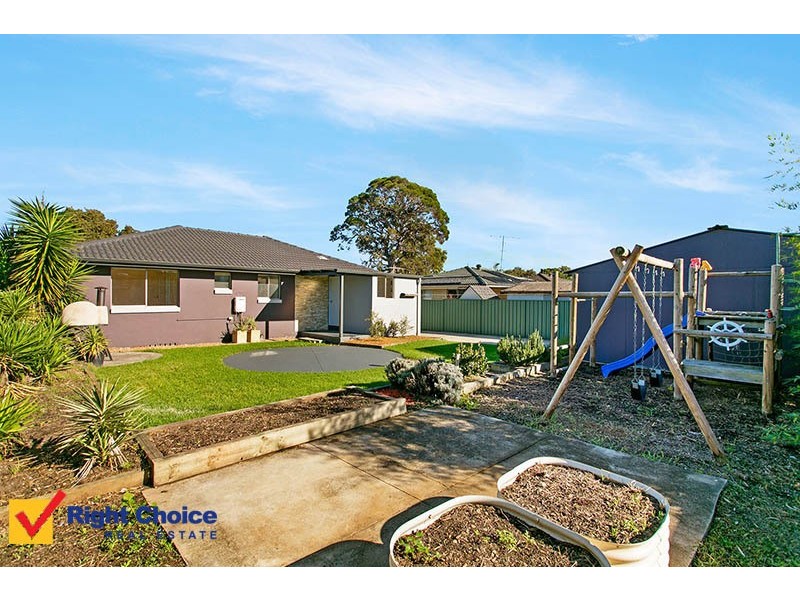 33 Acacia Avenue, Albion Park Rail NSW 2527