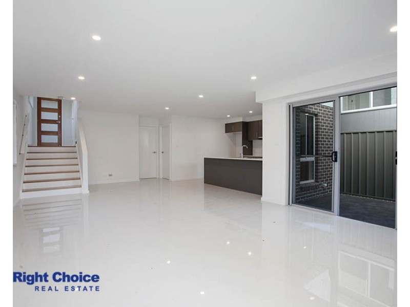 17 Headwater Place, Albion Park NSW 2527