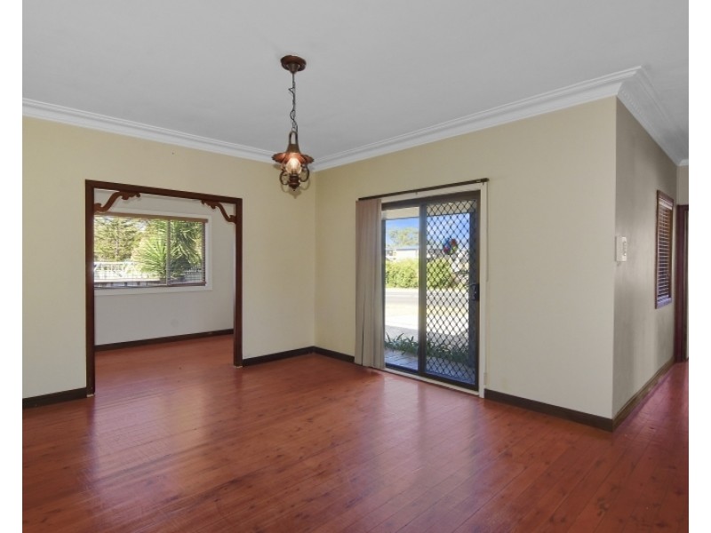 17 Buroo Street, Albion Park Rail NSW 2527
