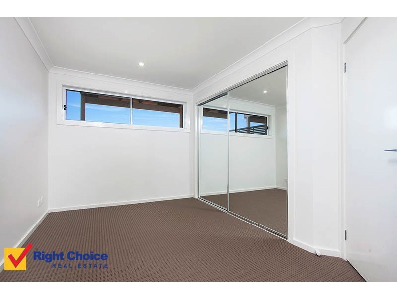 8a Brooks Terrace, Kanahooka NSW 2530